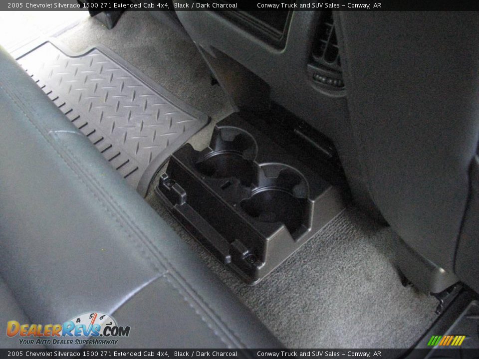 2005 Chevrolet Silverado 1500 Z71 Extended Cab 4x4 Black / Dark Charcoal Photo #16