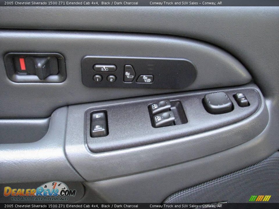 2005 Chevrolet Silverado 1500 Z71 Extended Cab 4x4 Black / Dark Charcoal Photo #17