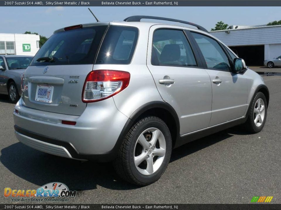 2007 Suzuki SX4 AWD Silky Silver Metallic / Black Photo #4