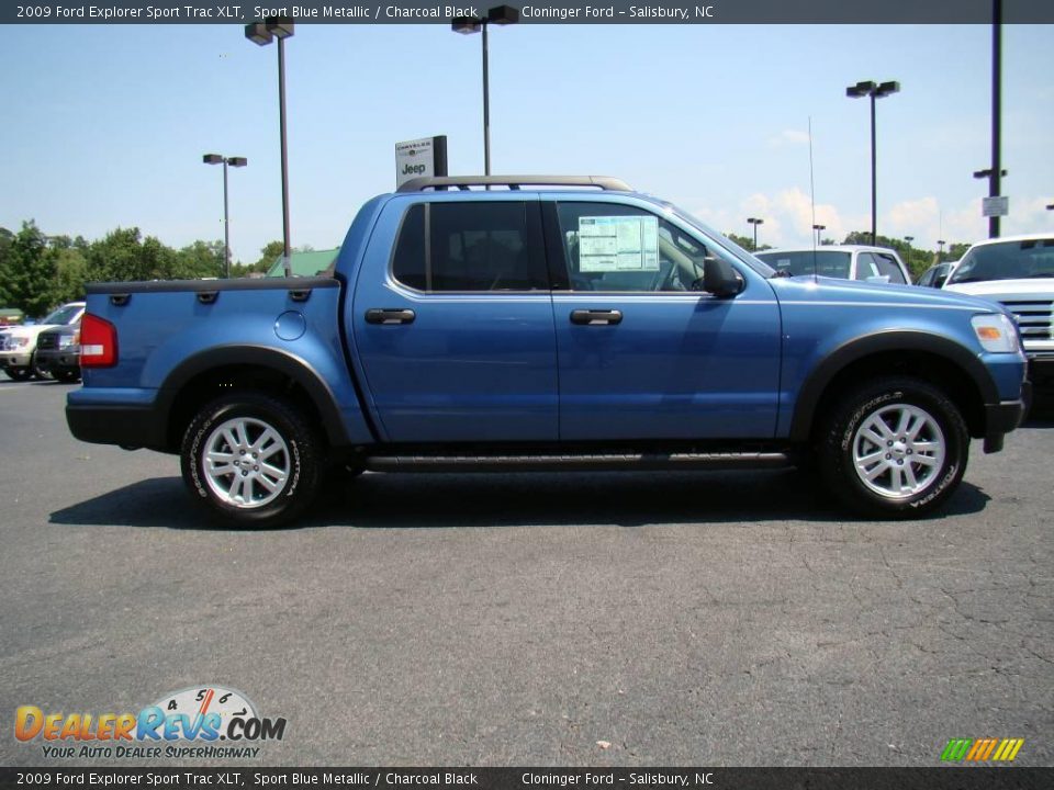 2009 Ford Explorer Sport Trac XLT Sport Blue Metallic / Charcoal Black Photo #2