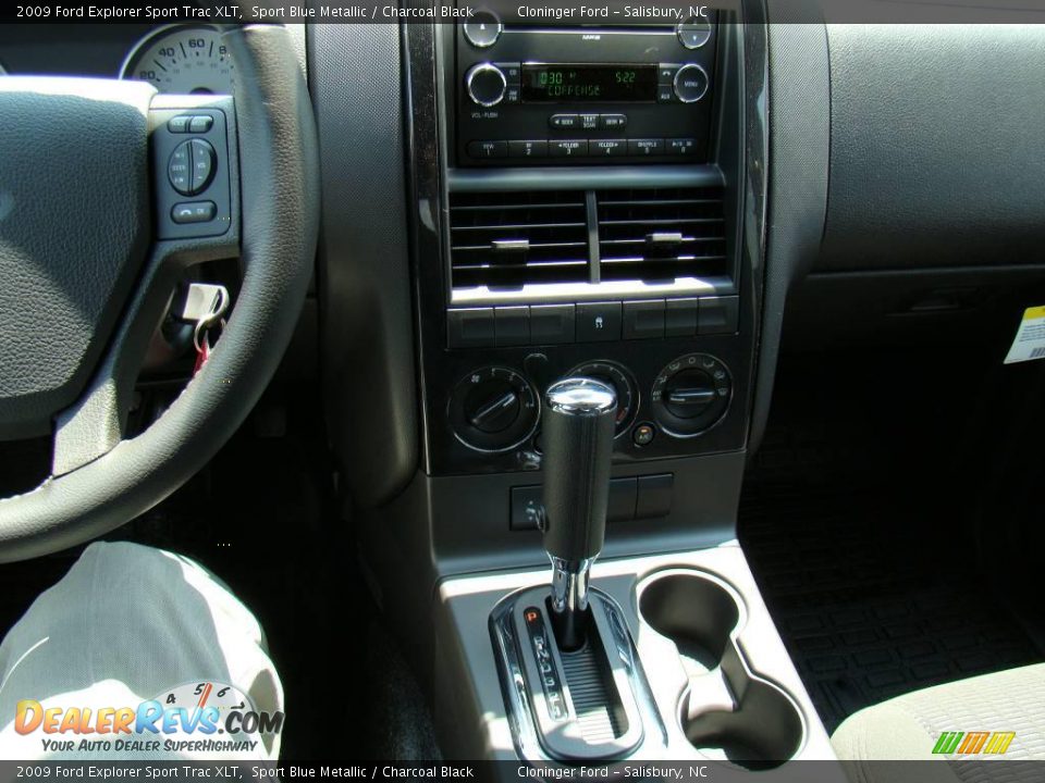 2009 Ford Explorer Sport Trac XLT Sport Blue Metallic / Charcoal Black Photo #27
