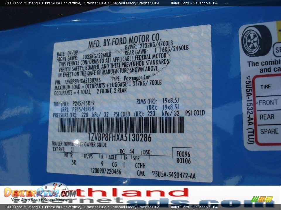 2010 Ford Mustang GT Premium Convertible Grabber Blue / Charcoal Black/Grabber Blue Photo #12