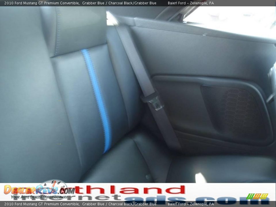 2010 Ford Mustang GT Premium Convertible Grabber Blue / Charcoal Black/Grabber Blue Photo #16