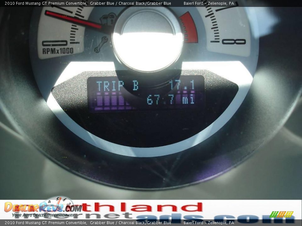 2010 Ford Mustang GT Premium Convertible Grabber Blue / Charcoal Black/Grabber Blue Photo #20