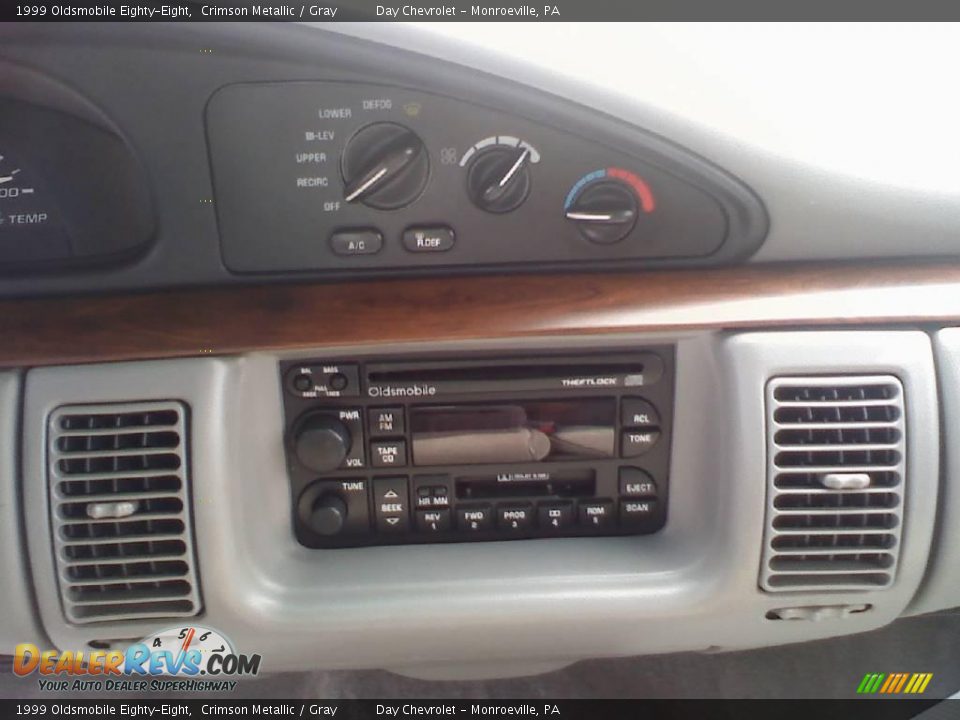 1999 Oldsmobile Eighty-Eight Crimson Metallic / Gray Photo #5