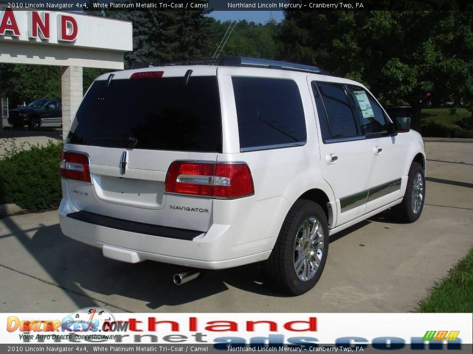 2010 Lincoln Navigator 4x4 White Platinum Metallic Tri-Coat / Camel Photo #2