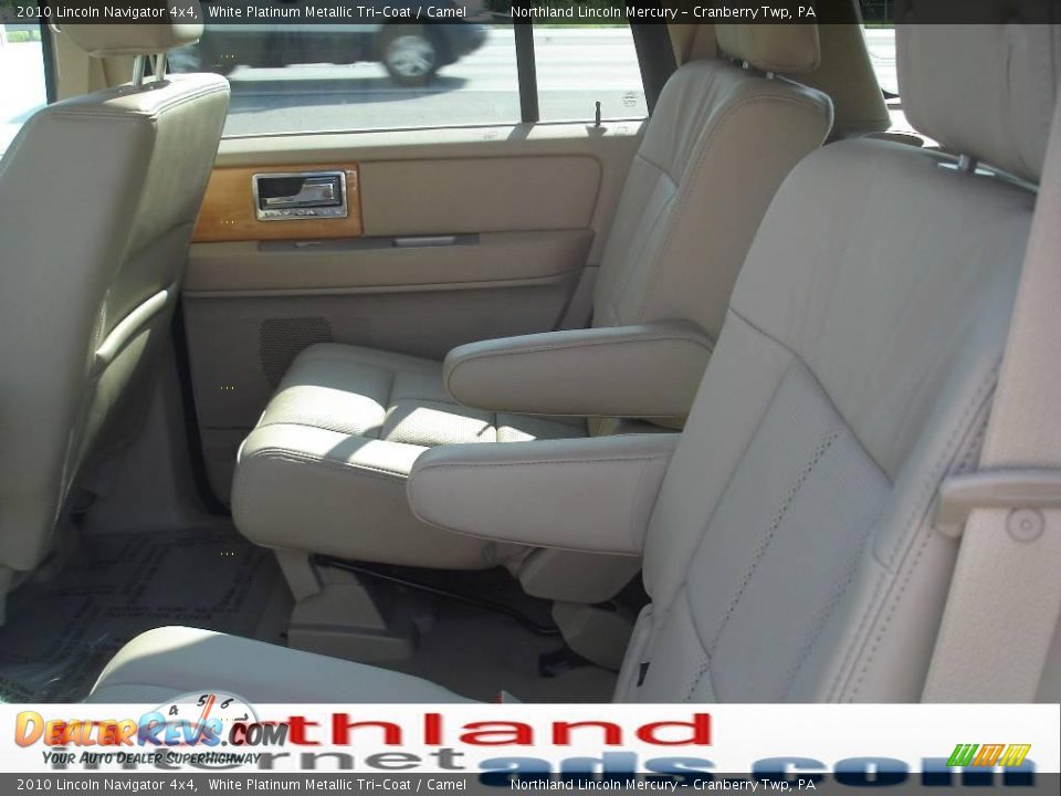 2010 Lincoln Navigator 4x4 White Platinum Metallic Tri-Coat / Camel Photo #12