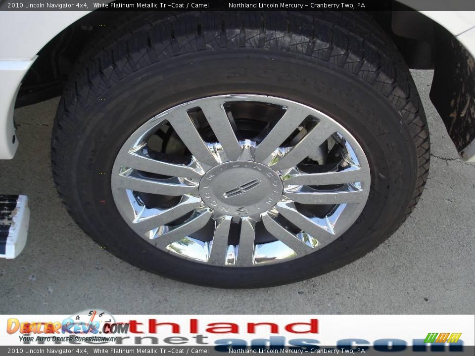 2010 Lincoln Navigator 4x4 White Platinum Metallic Tri-Coat / Camel Photo #13