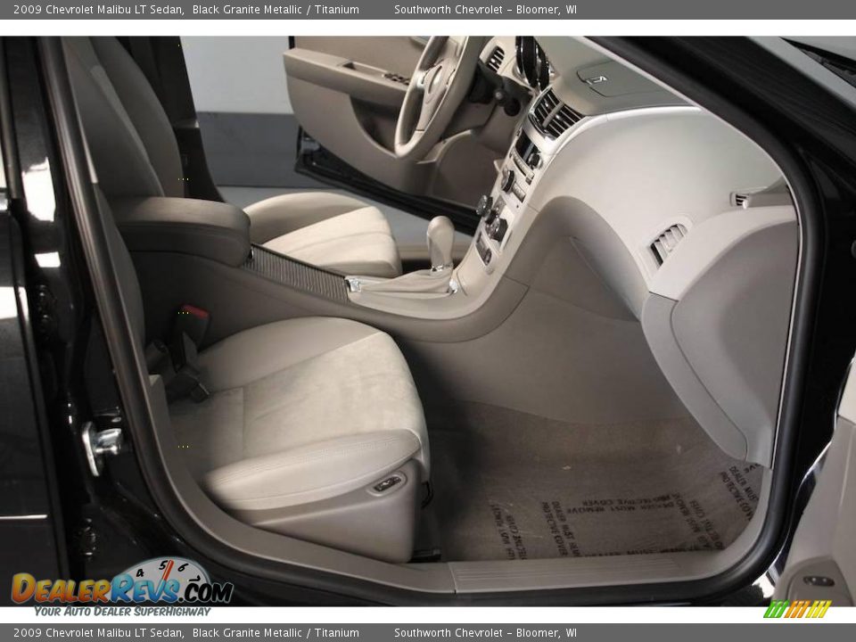 2009 Chevrolet Malibu LT Sedan Black Granite Metallic / Titanium Photo #5
