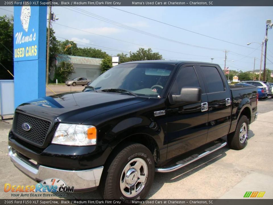 2005 Ford F150 XLT SuperCrew Black / Medium Flint/Dark Flint Grey Photo #5