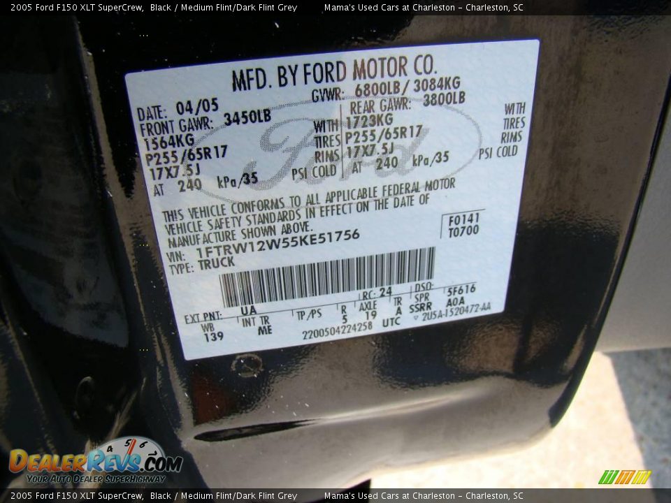 2005 Ford F150 XLT SuperCrew Black / Medium Flint/Dark Flint Grey Photo #19