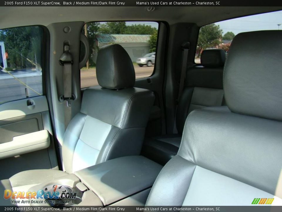 2005 Ford F150 XLT SuperCrew Black / Medium Flint/Dark Flint Grey Photo #25