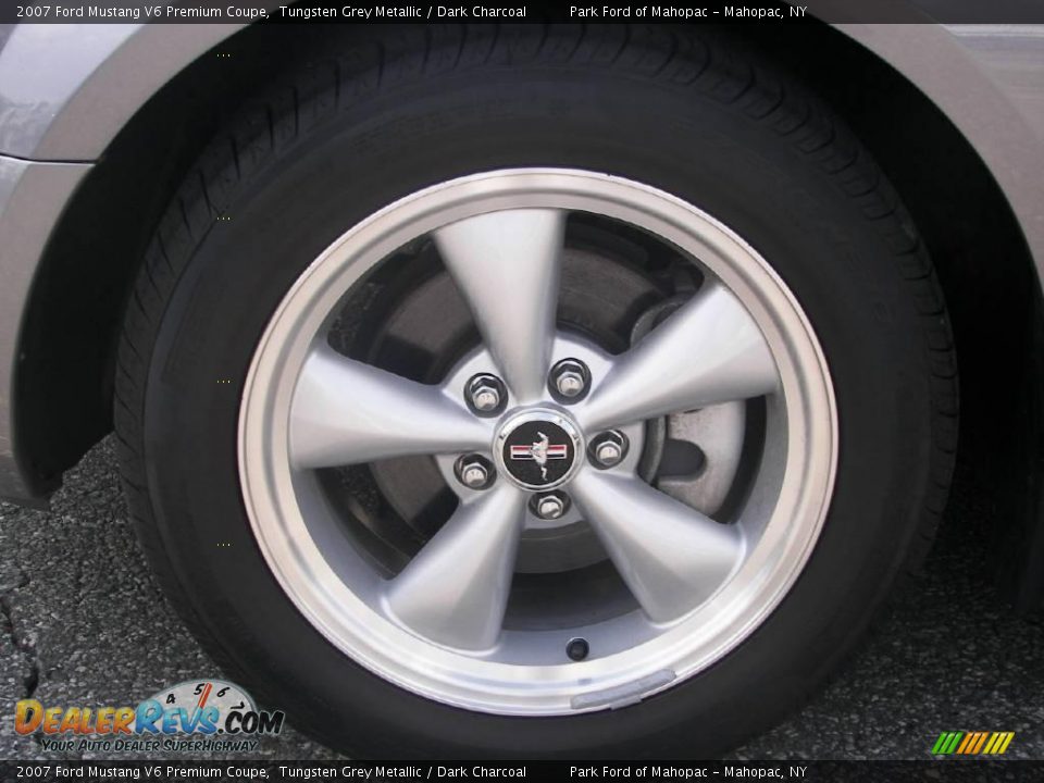 2007 Ford Mustang V6 Premium Coupe Tungsten Grey Metallic / Dark Charcoal Photo #9