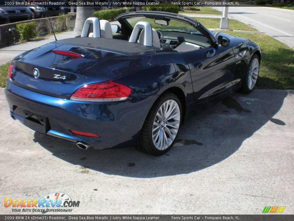 2009 BMW Z4 sDrive35i Roadster Deep Sea Blue Metallic / Ivory White Nappa Leather Photo #12