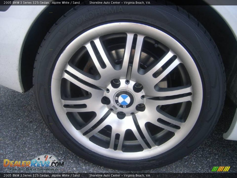 2005 BMW 3 Series 325i Sedan Alpine White / Sand Photo #9