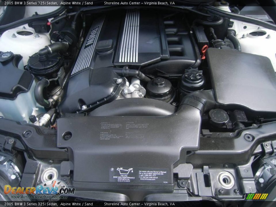 2005 BMW 3 Series 325i Sedan Alpine White / Sand Photo #12