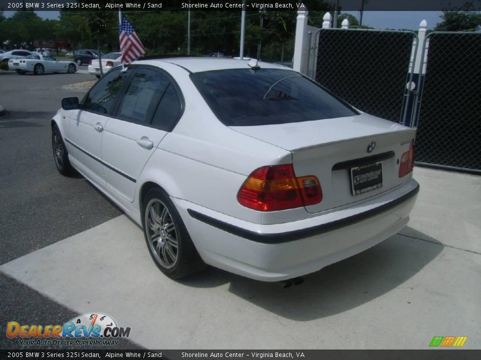 2005 BMW 3 Series 325i Sedan Alpine White / Sand Photo #24