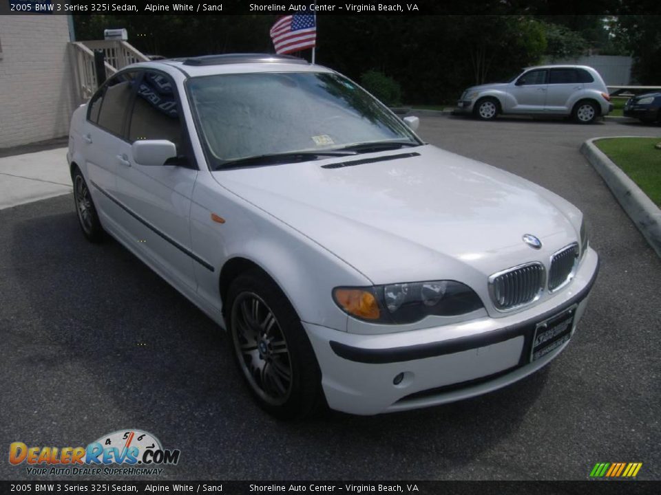 2005 BMW 3 Series 325i Sedan Alpine White / Sand Photo #30