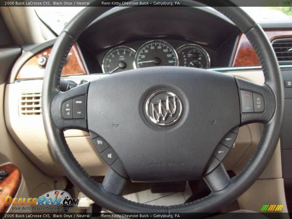 2006 Buick LaCrosse CXS Black Onyx / Neutral Photo #20