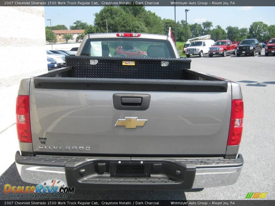2007 Chevrolet Silverado 1500 Work Truck Regular Cab Graystone Metallic / Dark Charcoal Photo #8
