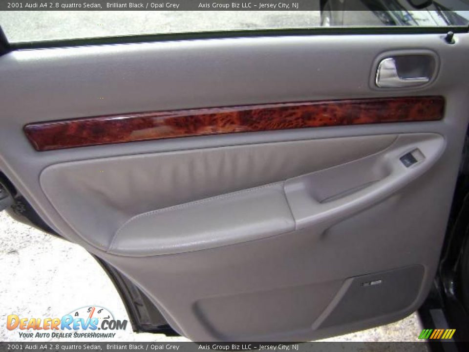 2001 Audi A4 2.8 quattro Sedan Brilliant Black / Opal Grey Photo #11