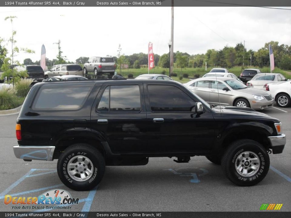 1994 Toyota 4Runner SR5 4x4 Black / Gray Photo #5