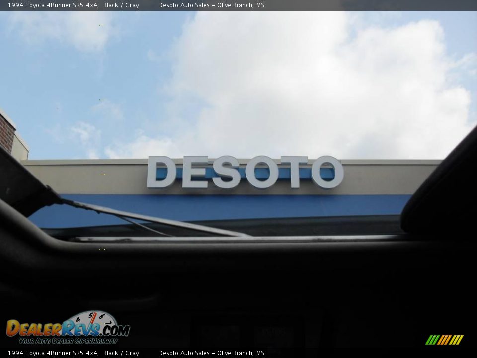 1994 Toyota 4Runner SR5 4x4 Black / Gray Photo #10