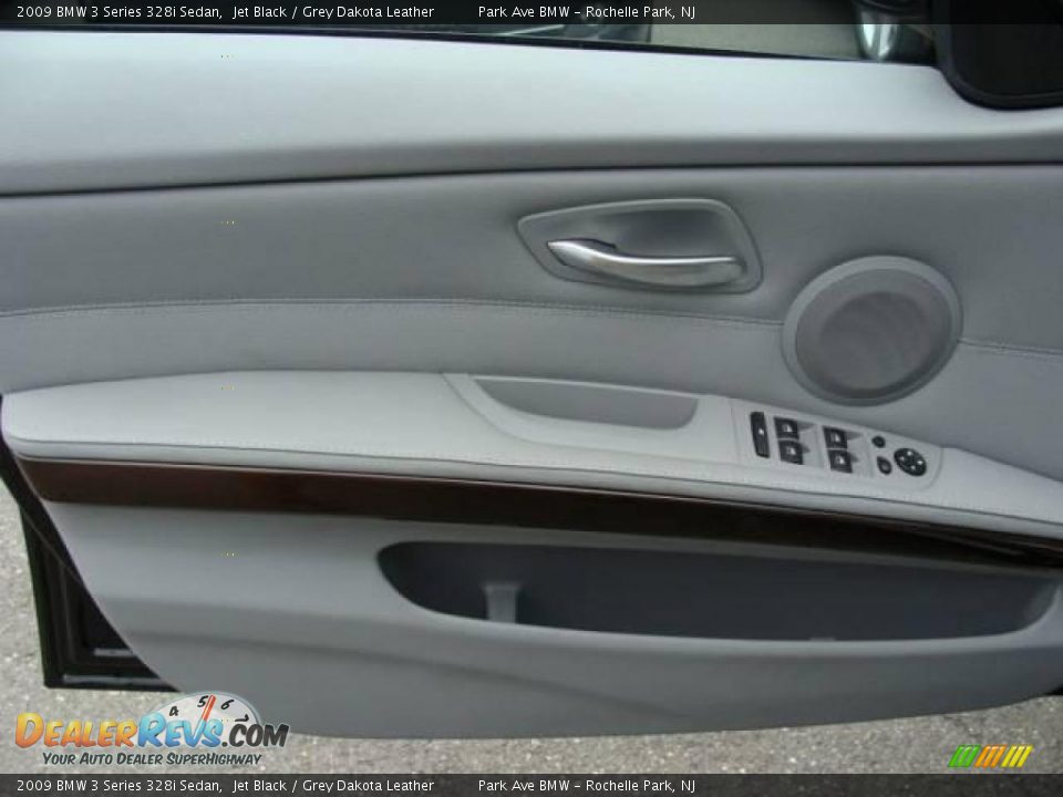 2009 BMW 3 Series 328i Sedan Jet Black / Grey Dakota Leather Photo #9