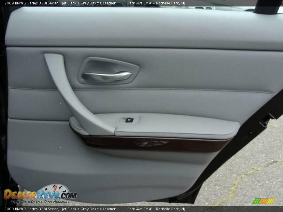 2009 BMW 3 Series 328i Sedan Jet Black / Grey Dakota Leather Photo #19