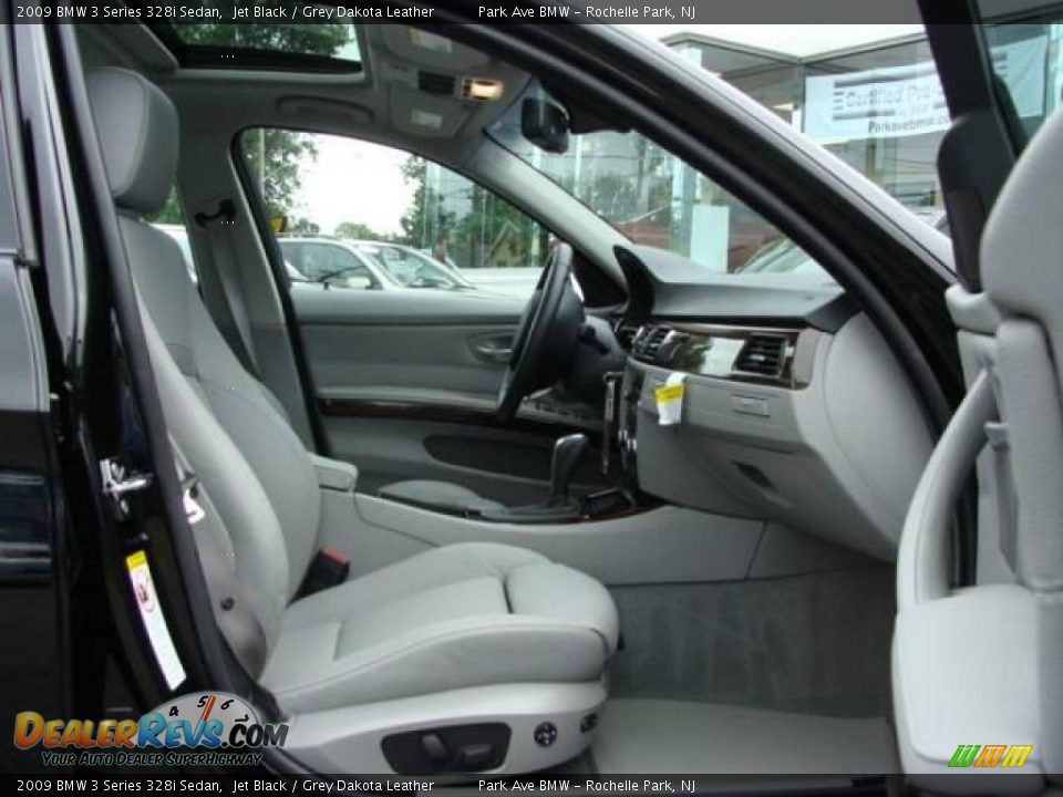 2009 BMW 3 Series 328i Sedan Jet Black / Grey Dakota Leather Photo #22