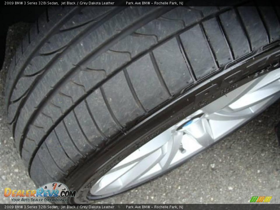 2009 BMW 3 Series 328i Sedan Jet Black / Grey Dakota Leather Photo #24