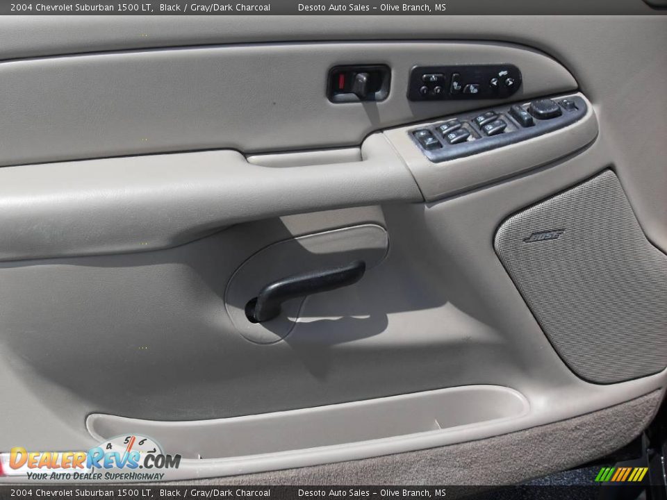 2004 Chevrolet Suburban 1500 LT Black / Gray/Dark Charcoal Photo #14