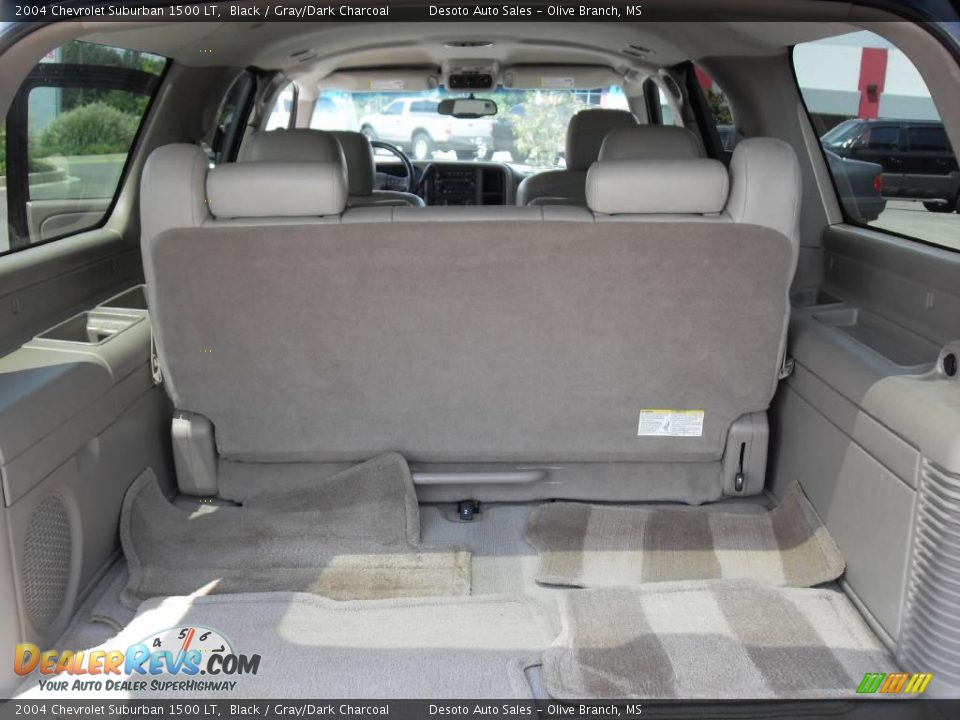 2004 Chevrolet Suburban 1500 LT Black / Gray/Dark Charcoal Photo #18