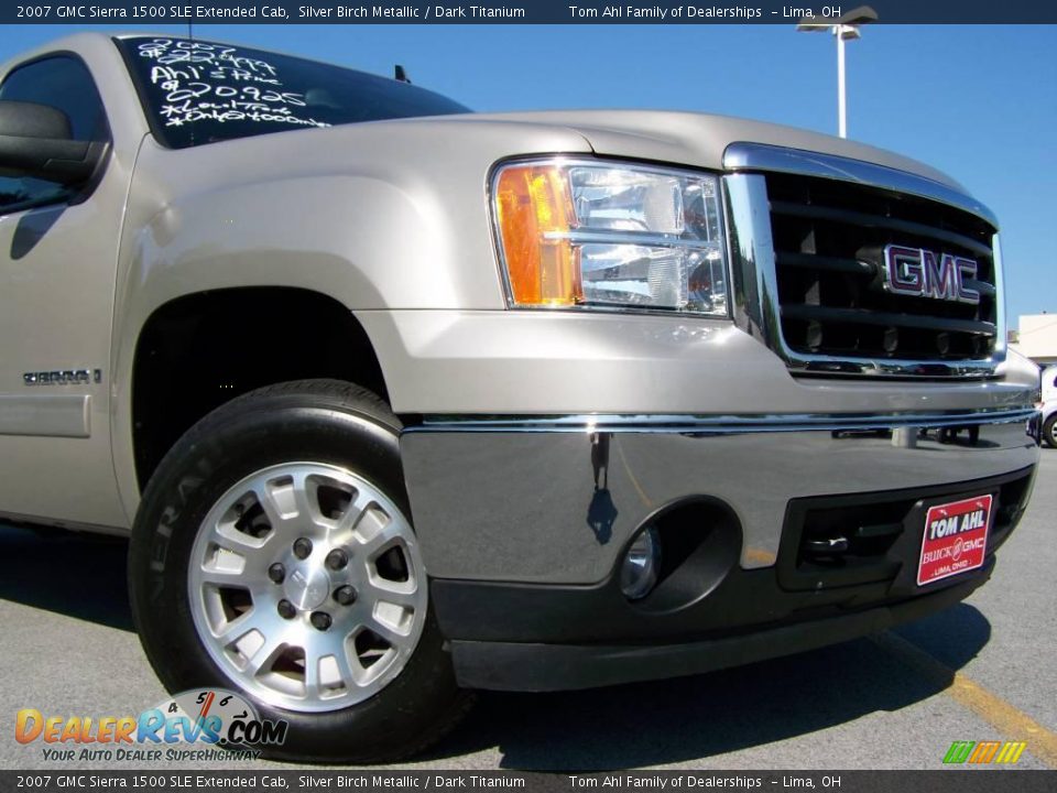 2007 GMC Sierra 1500 SLE Extended Cab Silver Birch Metallic / Dark Titanium Photo #2