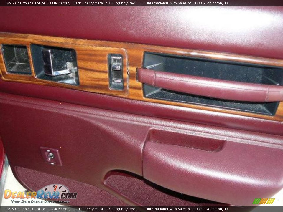 1996 Chevrolet Caprice Classic Sedan Dark Cherry Metallic / Burgundy Red Photo #15