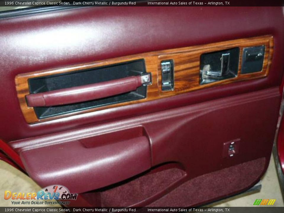 1996 Chevrolet Caprice Classic Sedan Dark Cherry Metallic / Burgundy Red Photo #16