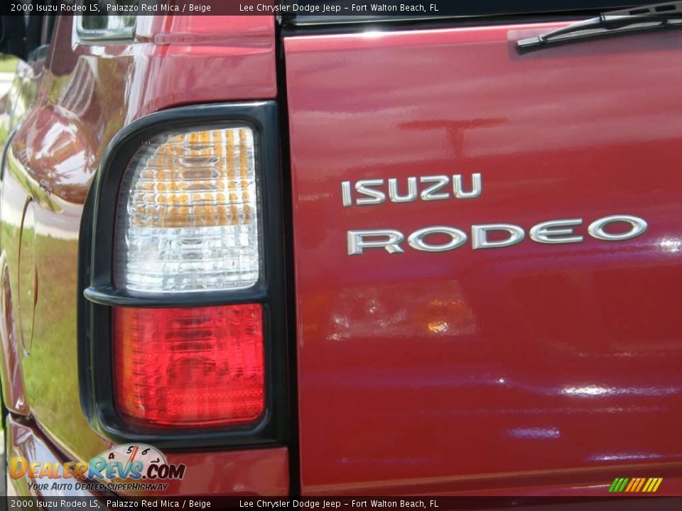 2000 Isuzu Rodeo LS Palazzo Red Mica / Beige Photo #8