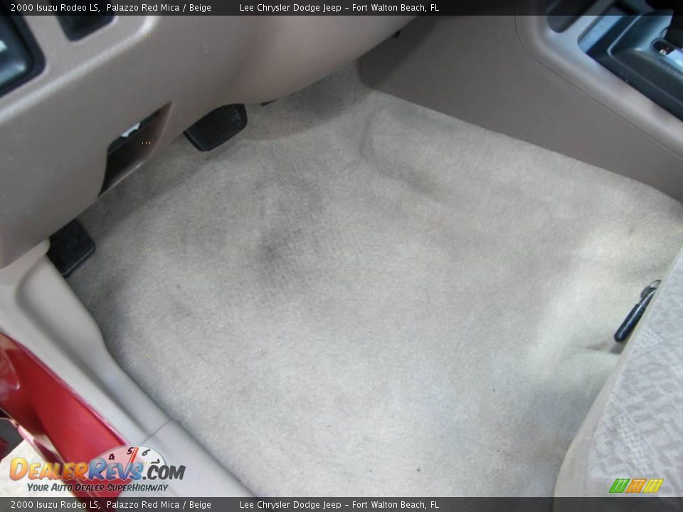 2000 Isuzu Rodeo LS Palazzo Red Mica / Beige Photo #14