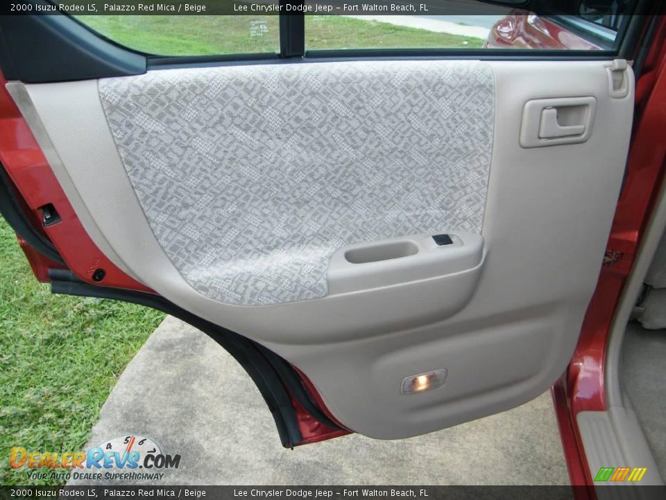 2000 Isuzu Rodeo LS Palazzo Red Mica / Beige Photo #21