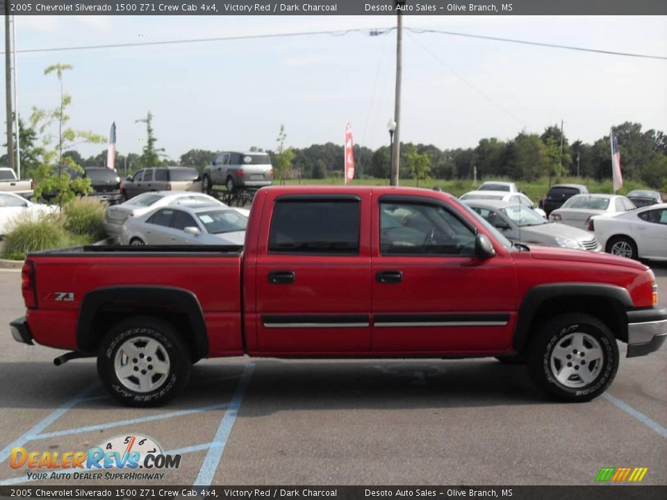 2005 Chevrolet Silverado 1500 Z71 Crew Cab 4x4 Victory Red / Dark Charcoal Photo #5