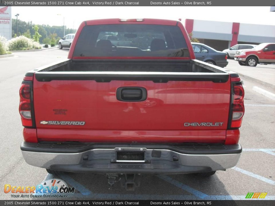 2005 Chevrolet Silverado 1500 Z71 Crew Cab 4x4 Victory Red / Dark Charcoal Photo #7