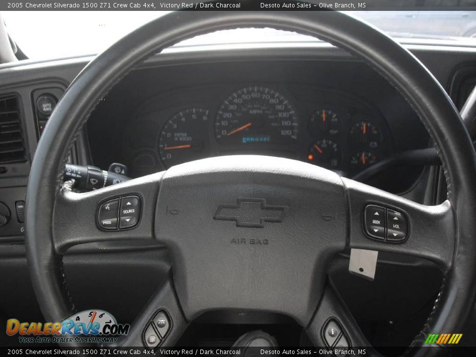 2005 Chevrolet Silverado 1500 Z71 Crew Cab 4x4 Victory Red / Dark Charcoal Photo #10