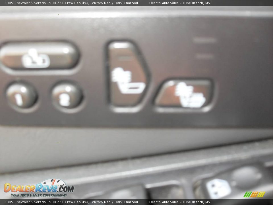 2005 Chevrolet Silverado 1500 Z71 Crew Cab 4x4 Victory Red / Dark Charcoal Photo #12