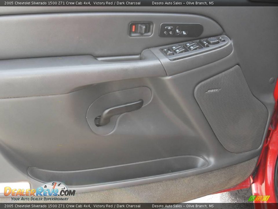 2005 Chevrolet Silverado 1500 Z71 Crew Cab 4x4 Victory Red / Dark Charcoal Photo #13