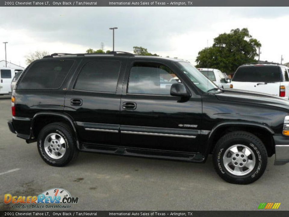 2001 Chevrolet Tahoe LT Onyx Black / Tan/Neutral Photo #1