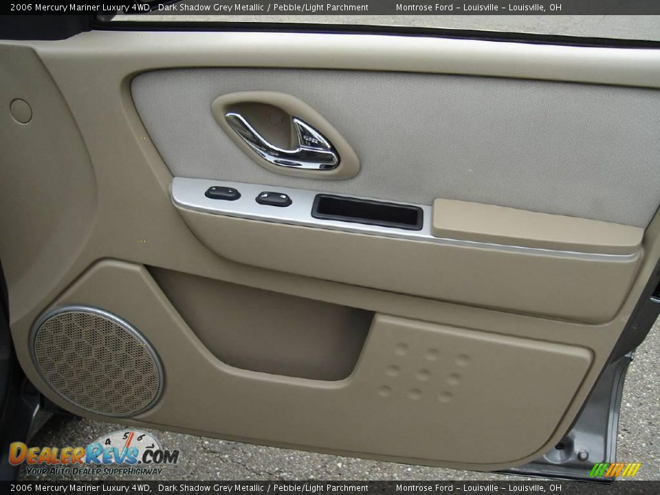 2006 Mercury Mariner Luxury 4WD Dark Shadow Grey Metallic / Pebble/Light Parchment Photo #20