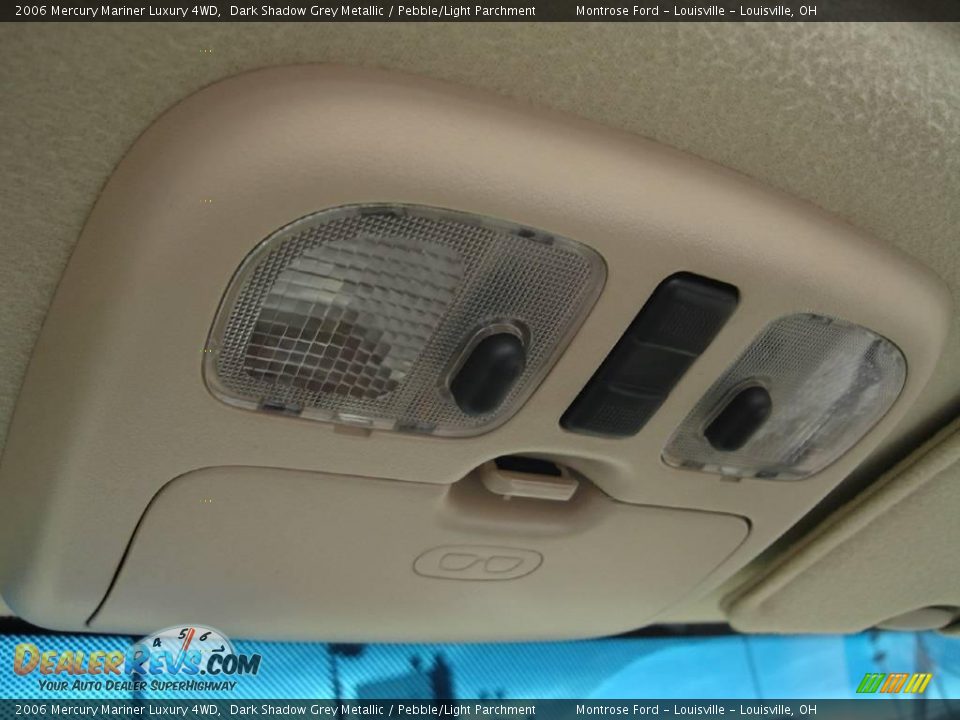 2006 Mercury Mariner Luxury 4WD Dark Shadow Grey Metallic / Pebble/Light Parchment Photo #31