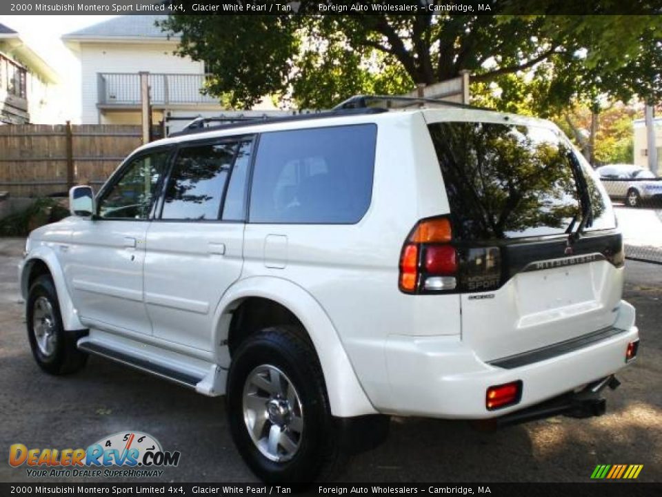 2000 Mitsubishi Montero Sport Limited 4x4 Glacier White Pearl / Tan Photo #9