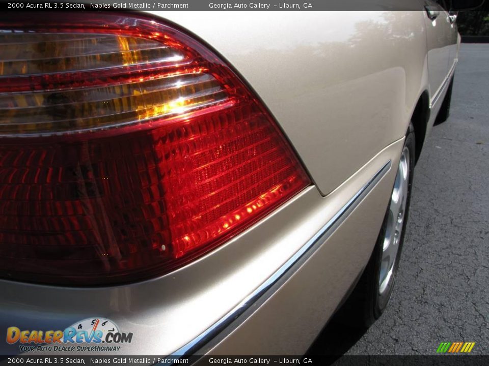 2000 Acura RL 3.5 Sedan Naples Gold Metallic / Parchment Photo #24