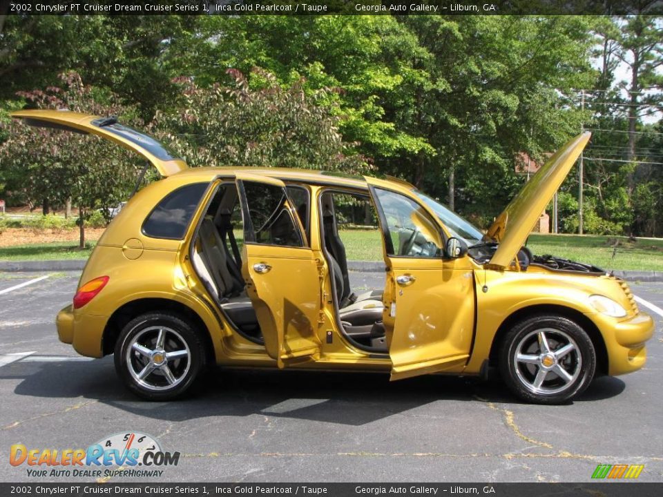 2002 Chrysler PT Cruiser Dream Cruiser Series 1 Inca Gold Pearlcoat / Taupe Photo #19